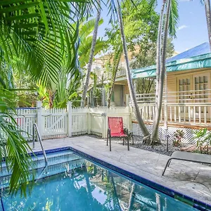  Holiday home Paradise Place By Avantstay Old Town W Shared Pool